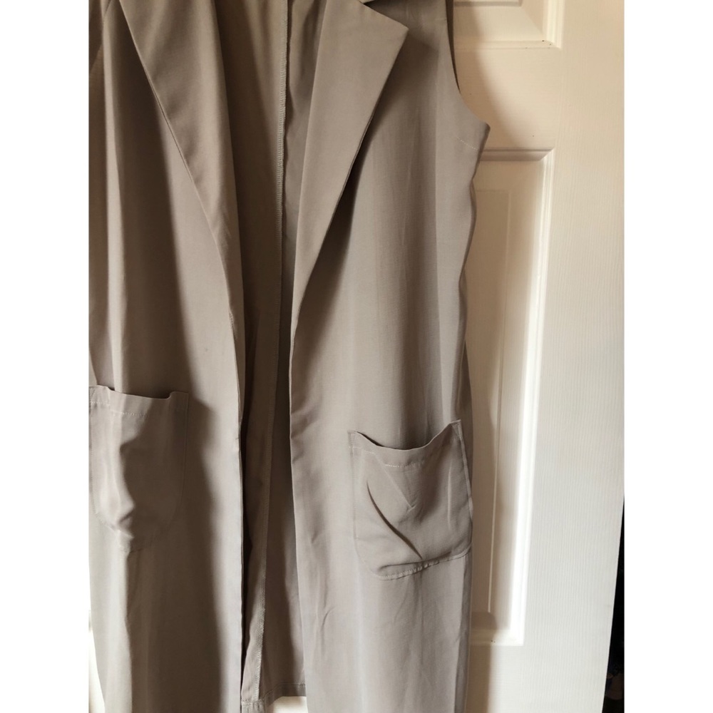 14th & Union Open Front Sleeveless Long Vest